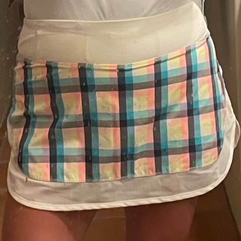 Lululemon tennis/run skort.